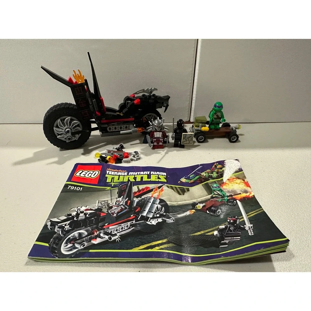 LEGO 79101 TMNT Shredders Dragon Bike Complete 3 Minifigs Box Instructions